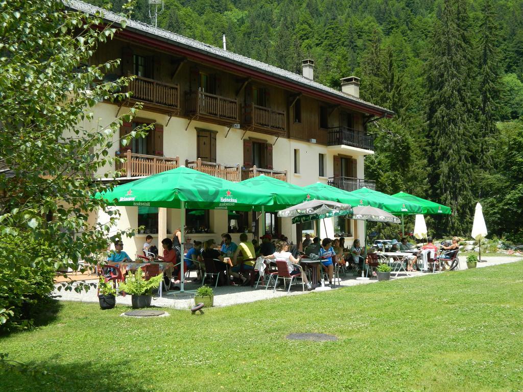 Logis Hotel Les Sapins Montriond Exterior foto
